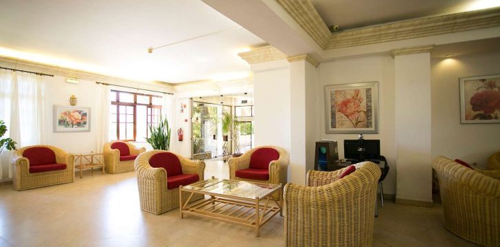 Atostogos Portugalija – apsistokite viešbutyje MIRACHORO ROCHA II