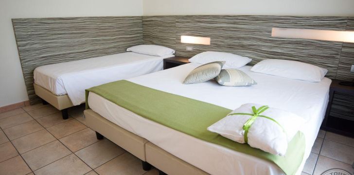 tavęs laukia poilsis Italija įsikūrusiame SCOGLIO DELLA GALEA RESORT (CAPO VATICANO)