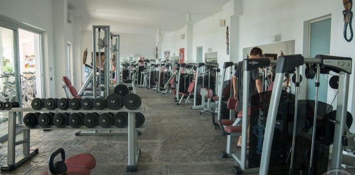 planuoji kelionę į Italija? apsistokite 4 viešbutyje SCOGLIO DELLA GALEA RESORT (CAPO VATICANO). 