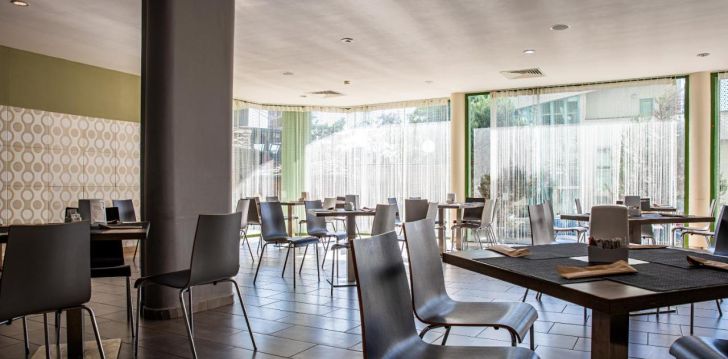 nepraleisk progos pailsėti už gerą kainą - viešbutyje MPM HOTEL KALINA GARDEN