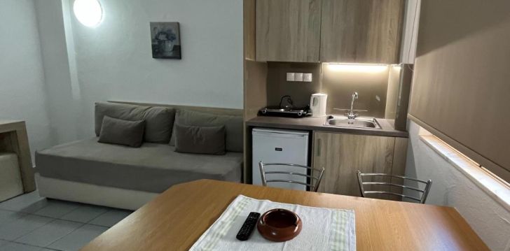 Patogus viešbutis jūsų kelionei – 3* ACROPOLIS APARTMENTS