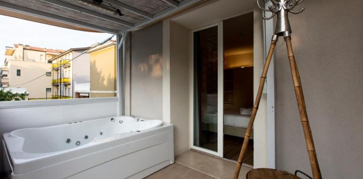 planuoji kelionę į Italija? apsistokite 4 viešbutyje RIMINI SUITE.