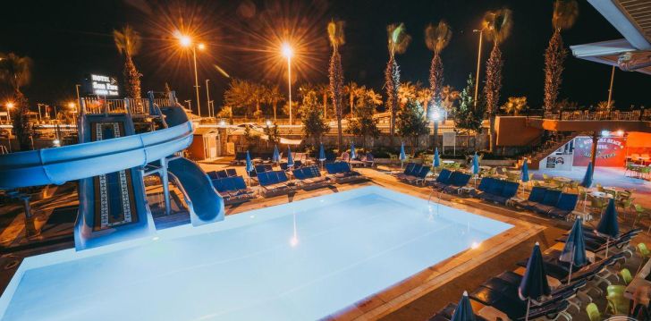 apsistokite SUN FIRE BEACH viešbutyje už gerą kainą.