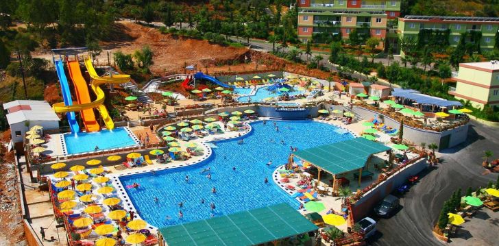 Apsistokite FAMILY WORLD AQUA SUN VILLAGE viešbutyje už gerą kainą. 
