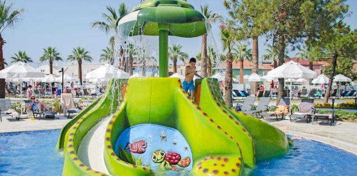 viešbutis PALM WINGS KUSADASI BEACH RESORT & SPA įsikūręs Turkija.