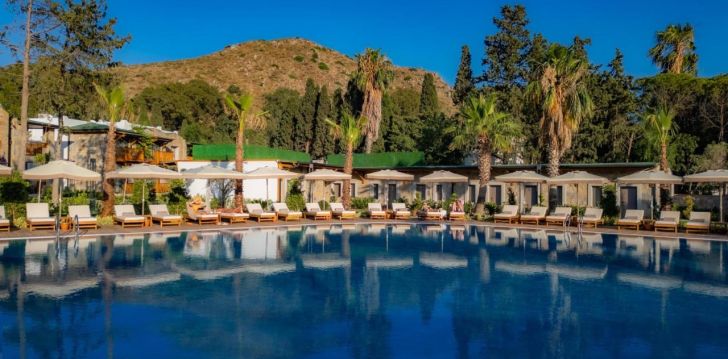 rinkitės viešbutį SUUM BODRUM HOTEL & BEACH (Adults Only 18+) kelionei į Turkija