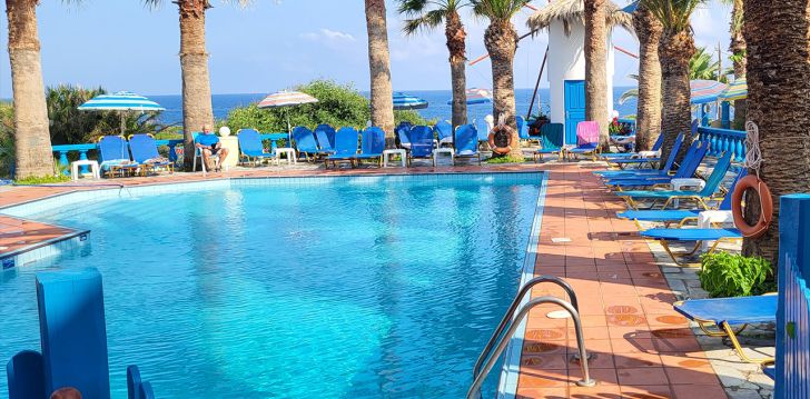 planuoji kelionę į Graikija? apsistokite 3 viešbutyje PALM BAY.