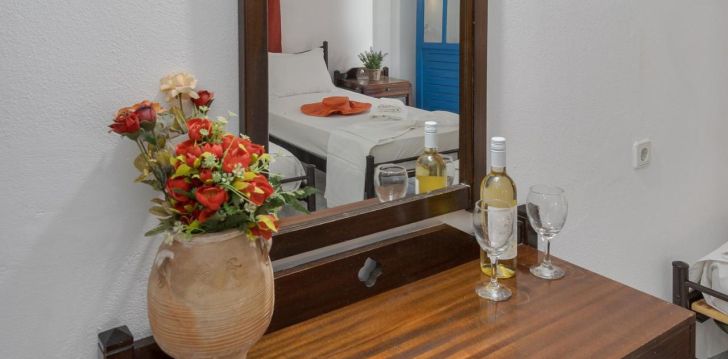 rinkitės viešbutį PALM BAY kelionei į Graikija