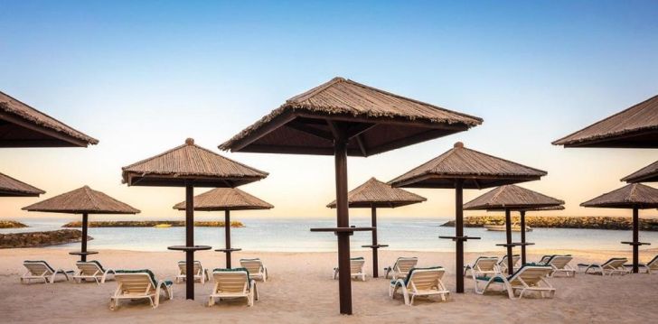 Patogus viešbutis jūsų kelionei – 4* CORAL BEACH RESORT SHARJAH