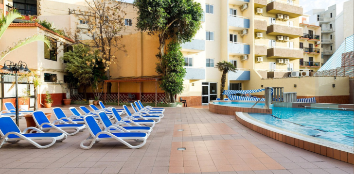 Viešbutis CARDOR HOLIDAY COMPLEX įsikūręs Malta. 