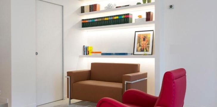 viešbutis HOTEL CALYPSO įsikūręs Italija.