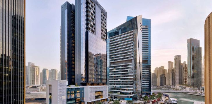 viešbutis CROWNE PLAZA DUBAI MARINA įsikūręs JAE. 