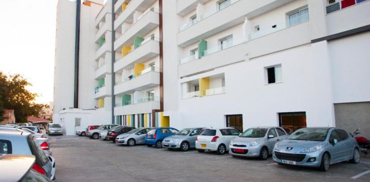 Geras kainos ir kokybės santykis atostogoms - viešbutis PEFKOS CITY