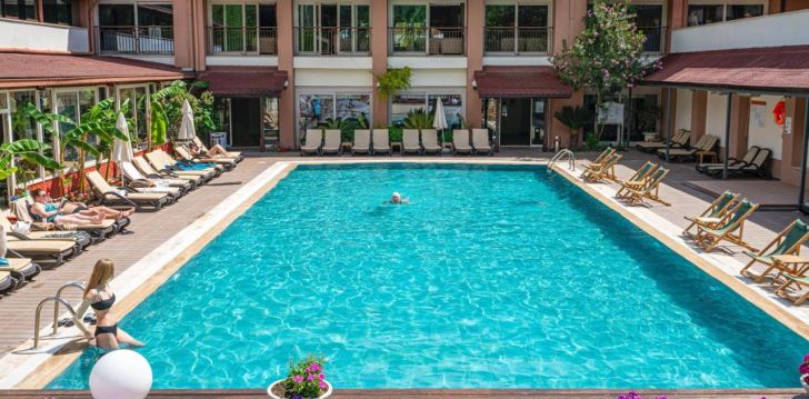 Apsistokite DG HOTELS ROSE RESORT viešbutyje už gerą kainą. 