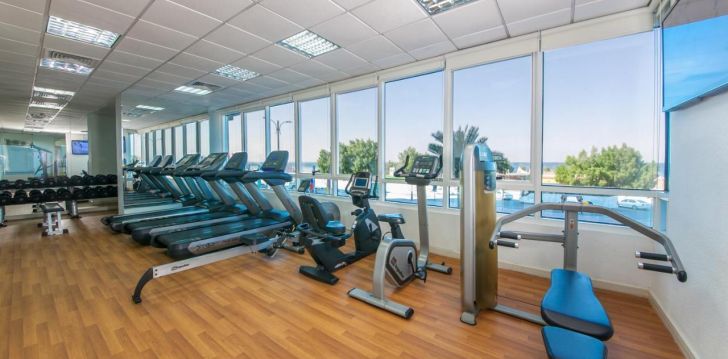 geras kainos ir kokybės santykis atostogoms - viešbutis RAMADA BEACH HOTEL AJMAN