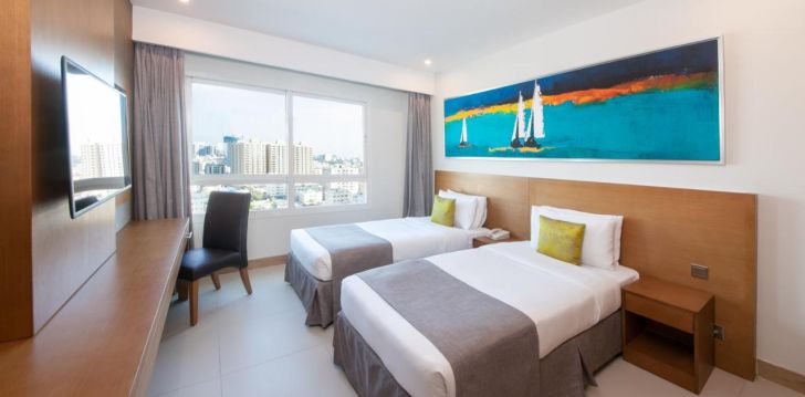 RAMADA BEACH HOTEL AJMAN - klientų vertinamas, kaip geras kainos ir kokybės santykis. 