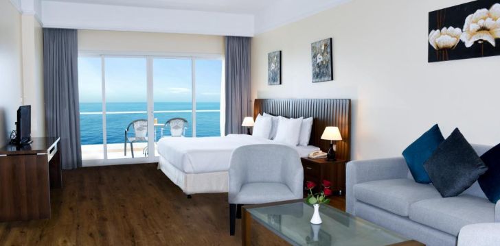 viešbutis RAMADA BEACH HOTEL AJMAN įsikūręs JAE.