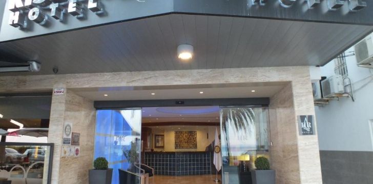 Planuoji kelionę į Ispanija? apsistokite 2 viešbutyje HOTEL RISECH. 