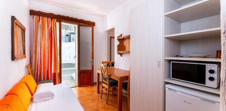 Planuoji kelionę į Ispanija? apsistokite 3 viešbutyje HOSTAL RESIDENCIA SAN FRANCISCO.