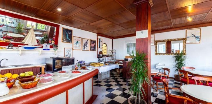 HOSTAL RESIDENCIA SAN FRANCISCO - klientų vertinamas, kaip geras kainos ir kokybės santykis.