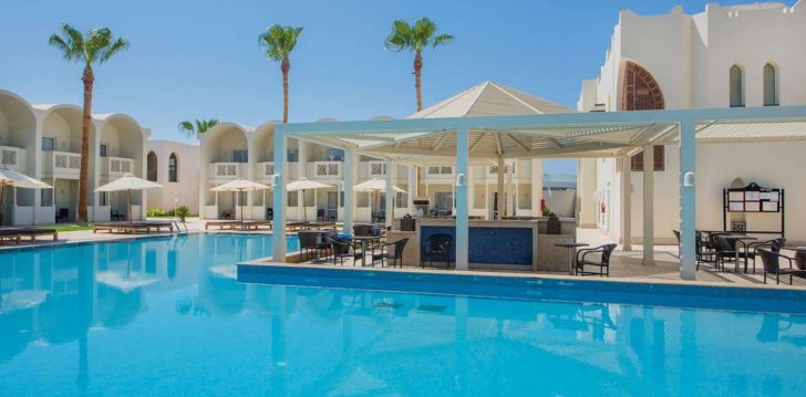 apsistokite REEF OASIS BEACH RESORT viešbutyje už gerą kainą. 