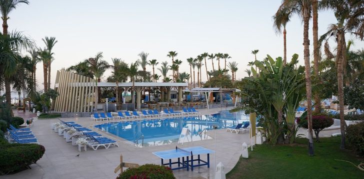 apsistokite NOVOTEL BEACH viešbutyje už gerą kainą.