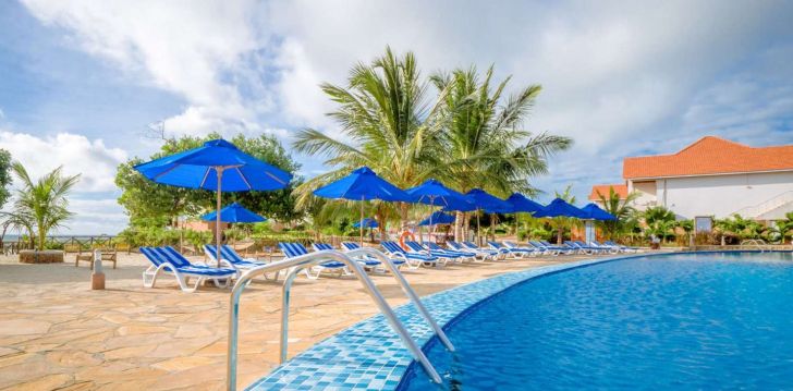 Planuoji kelionę į ? apsistokite 3 viešbutyje AZAO RESORT & SPA.