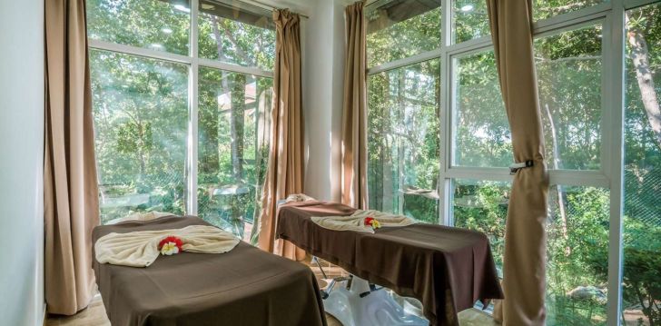 Viešbutis AZAO RESORT & SPA įsikūręs .