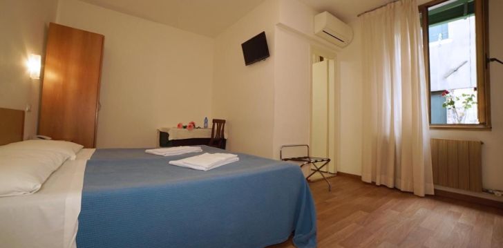 apsistokite HOTEL CANADA VENEZIA viešbutyje už gerą kainą.