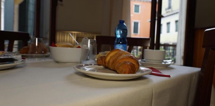 atostogos Italija – apsistokite viešbutyje HOTEL CANADA VENEZIA