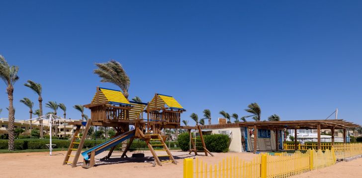 planuoji kelionę į Egiptas? apsistokite 4 viešbutyje AMWAJ OYOUN RESORT & SPA.