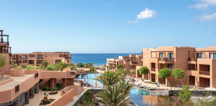 Apsistokite BARCELO TENERIFE viešbutyje už gerą kainą. 