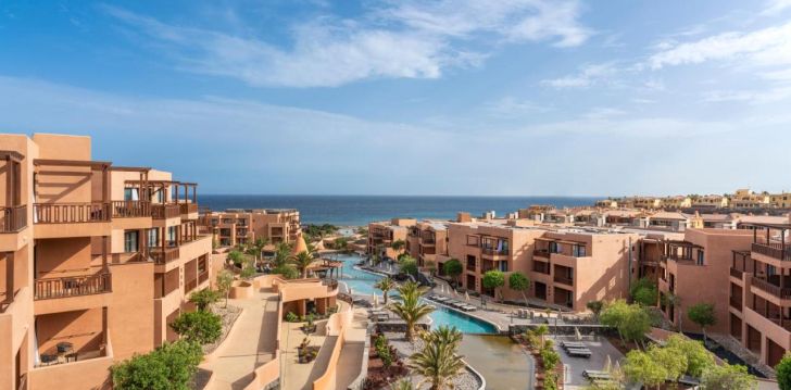 Viešbutis BARCELO TENERIFE įsikūręs Ispanija. 