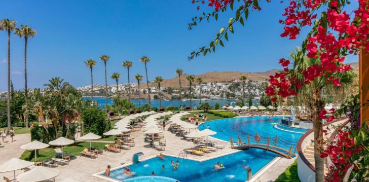 apsistokite KEFALUKA RESORT viešbutyje už gerą kainą. 