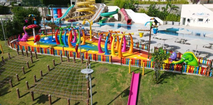 apsistokite KEFALUKA RESORT viešbutyje už gerą kainą.