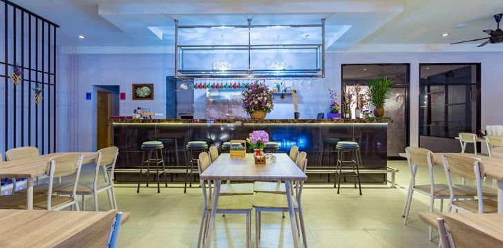 Apsistokite ONE LOFT HOTEL KATA viešbutyje už gerą kainą.