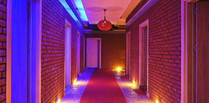 Jaukus viešbutis NOXINN CLUB HOTEL, jūsų atostogoms