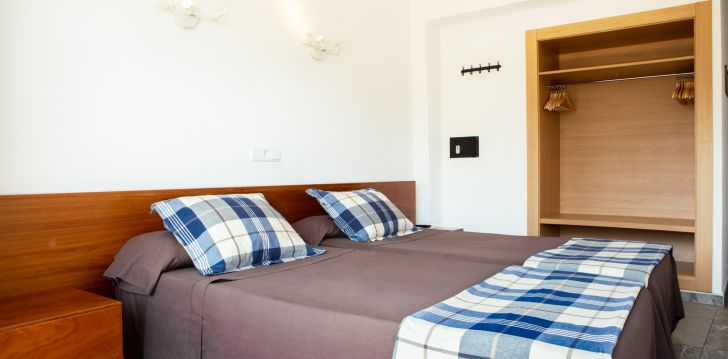 Viešbutis VILLA CATI įsikūręs Ispanija.