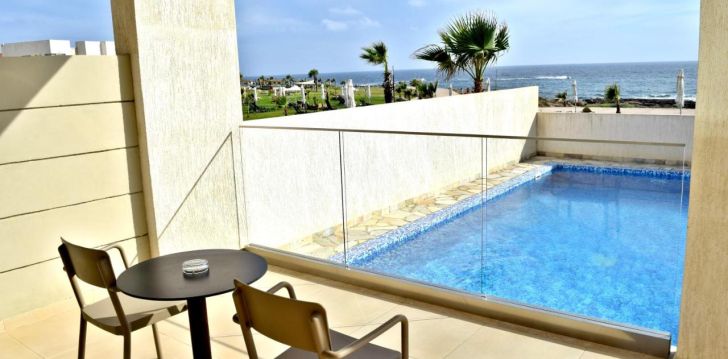 Atostogos Kipras – apsistokite viešbutyje AMPHORA HOTEL & SUITES