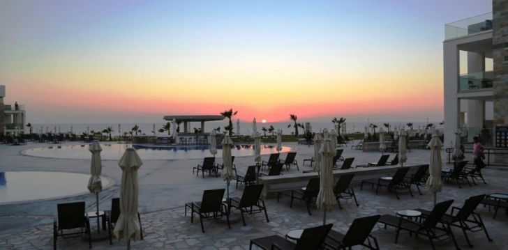 Planuoji kelionę į Kipras? apsistokite 4 viešbutyje AMPHORA HOTEL & SUITES.