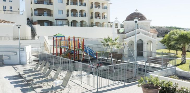 viešbutis CLUB ST GEORGE RESORT įsikūręs Kipras.
