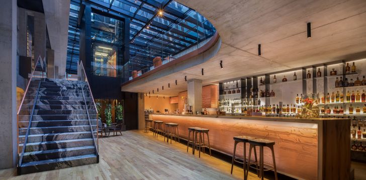 apgyvendinimas 5* HOTEL WARSZAWA
