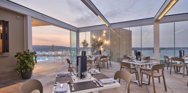 viešbutis LUNA HOLIDAY COMPLEX (iš Rygos) įsikūręs Malta.