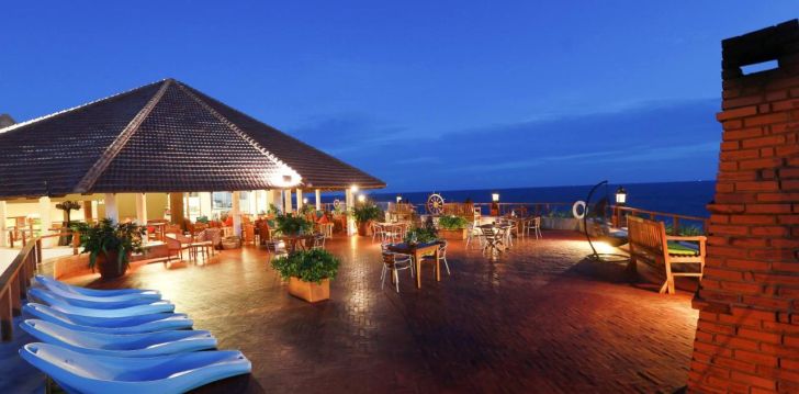 tavo atostogos prasideda viešbutyje 4 dienų pažintinė programa + poilsis 4* DICKWELLA RESORT & SPA