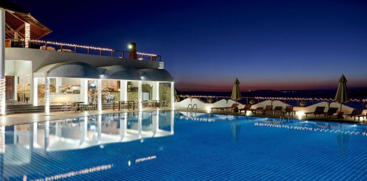 4 dienų pažintinė programa + poilsis 4* DICKWELLA RESORT & SPA 18