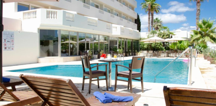 Apsistokite PARAISO BEACH (Adults Only) viešbutyje už gerą kainą. 
