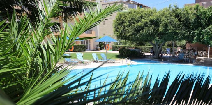 Apsistokite CASTRO HOTEL viešbutyje už gerą kainą. 