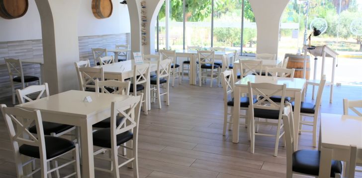 Patogus viešbutis jūsų kelionei – 2* CASTRO HOTEL