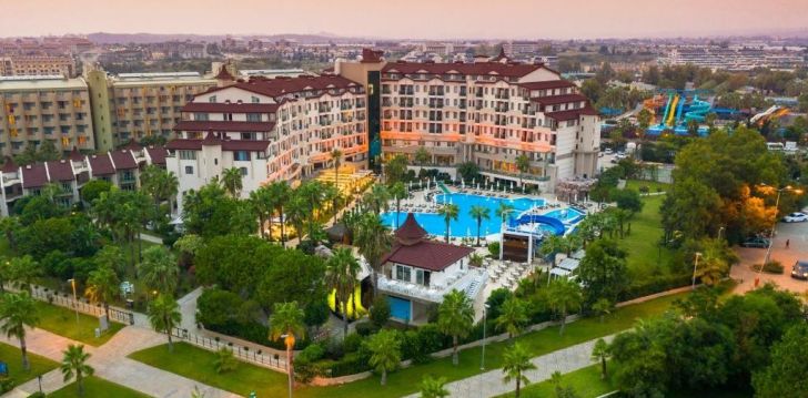 apsistokite BELLA RESORT & SPA viešbutyje už gerą kainą. 