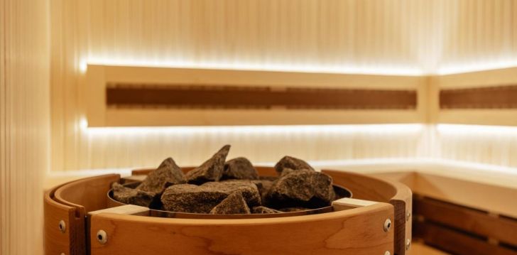 tavęs laukia poilsis Juodkalnija įsikūrusiame TALIA HOTEL & SPA
